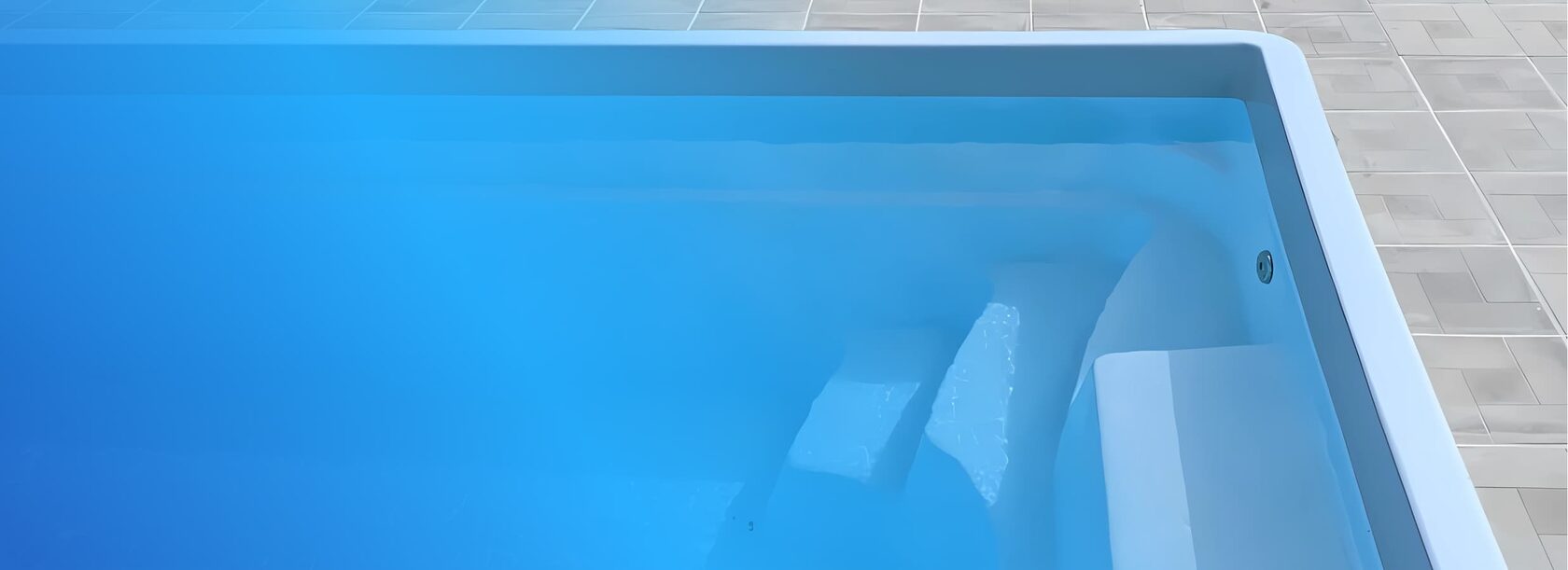 Бордюрный камень для бассейна — установка в Калининграде