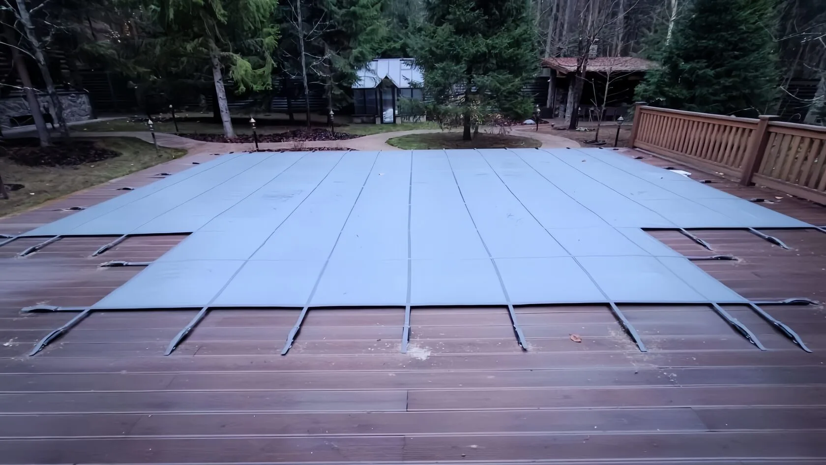 Покрывало для бассейна Laguna Cover Mesh в Калининграде