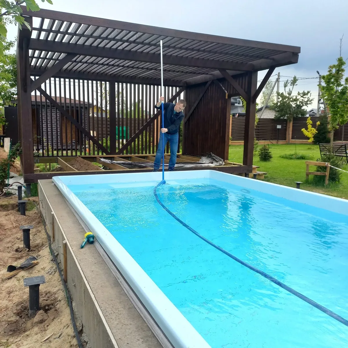 Копинговый бордюрный камень для бассейна Laguna в Калининграде